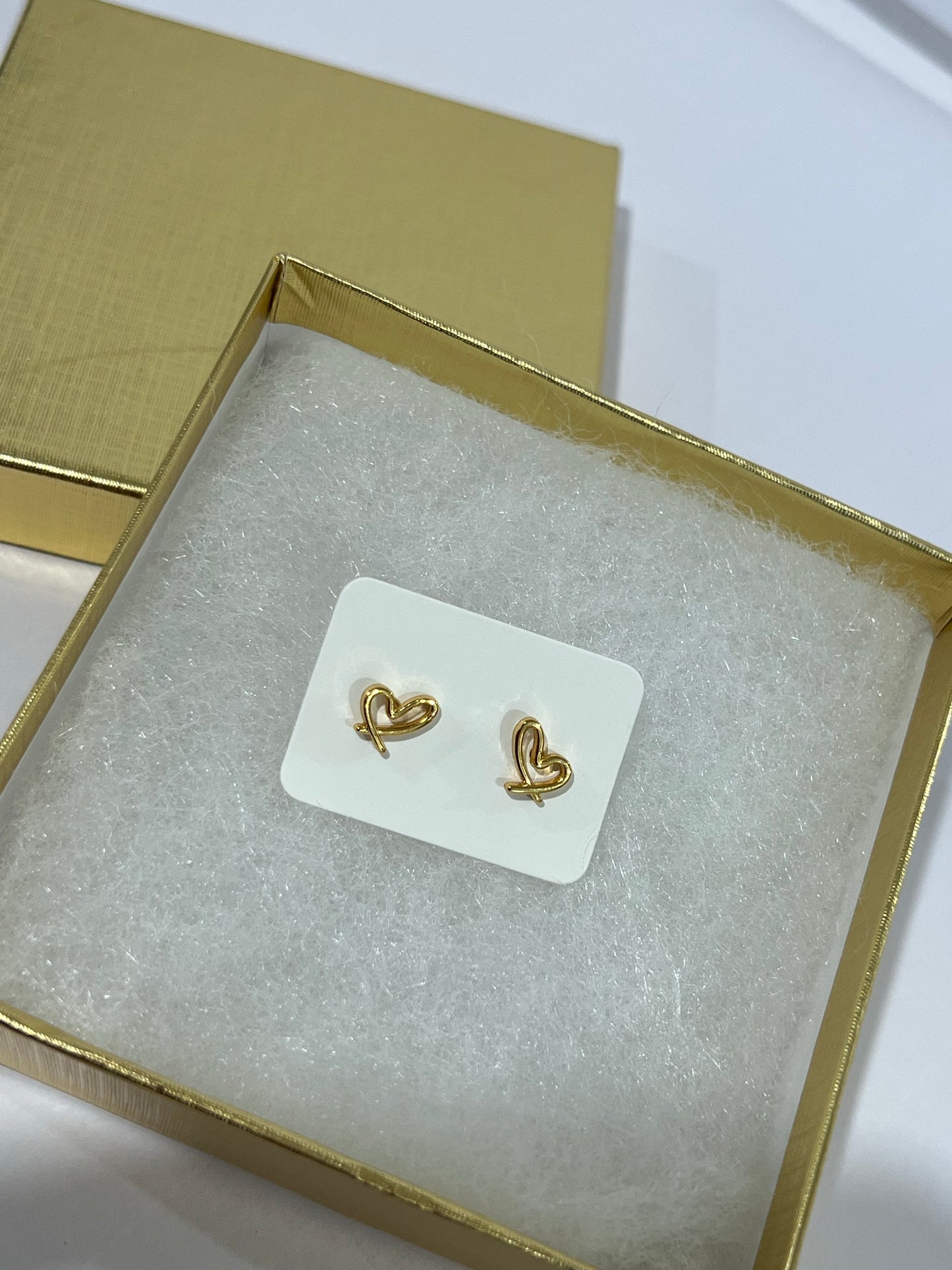 Kids Gold Infinite Heart Earring